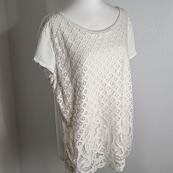 Soho White T-Shirt with Off-White Lace Overlay, Size XL - Picture 7 of 9